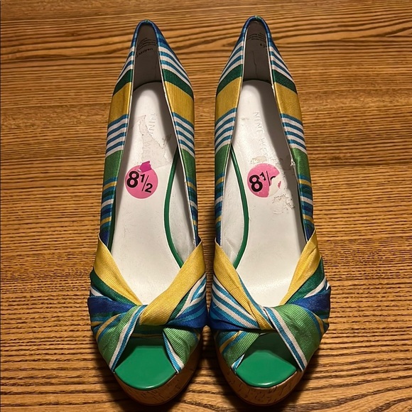 Nine West Colorful Striped Peep-Toe Wedges 8.5 - Picture 1 of 4